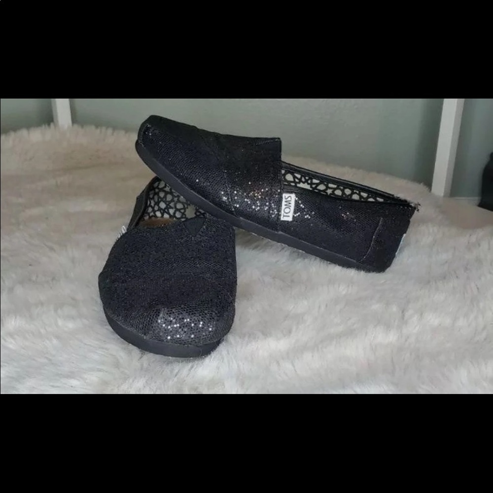 Tom’s W size 6 Sparkly Black Fabric Slip On - Picture 1 of 6